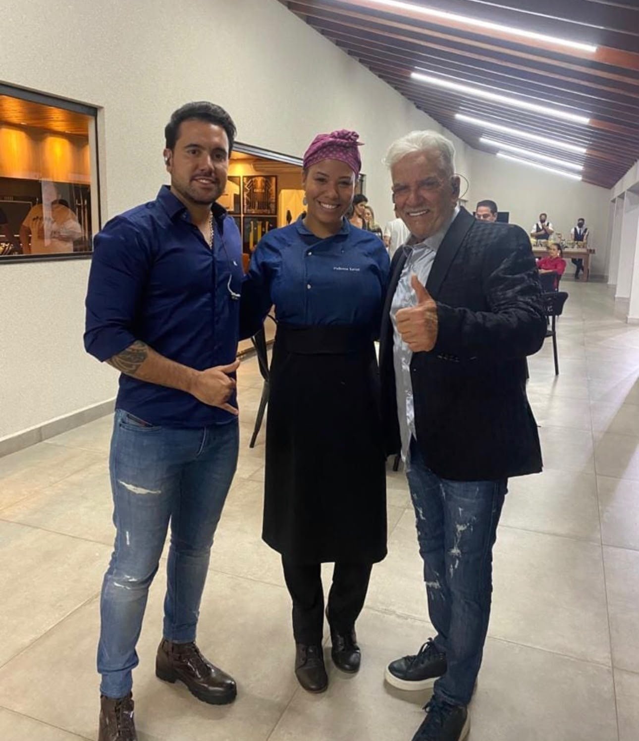 Chef Palloma Xavier ao lado da dupla Matogrosso & Mathias